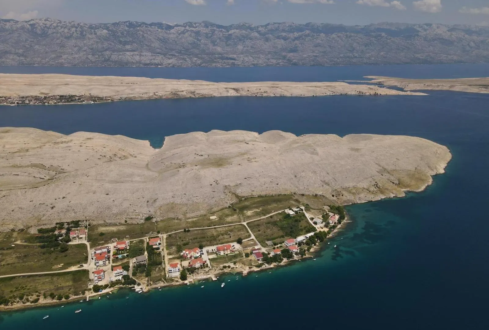 Apartments Horvat On Island Pag Vlasici