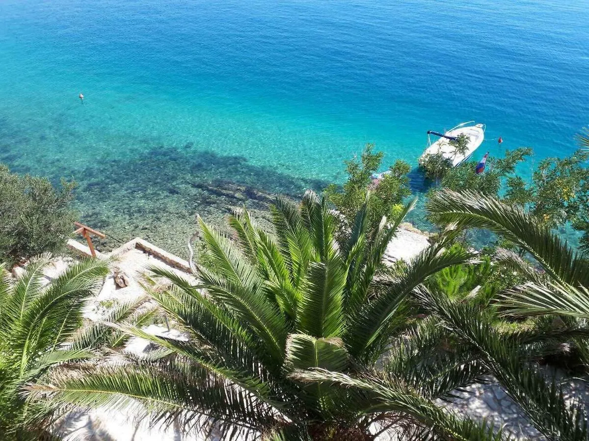 Apartments Horvat On Island Pag Vlasici