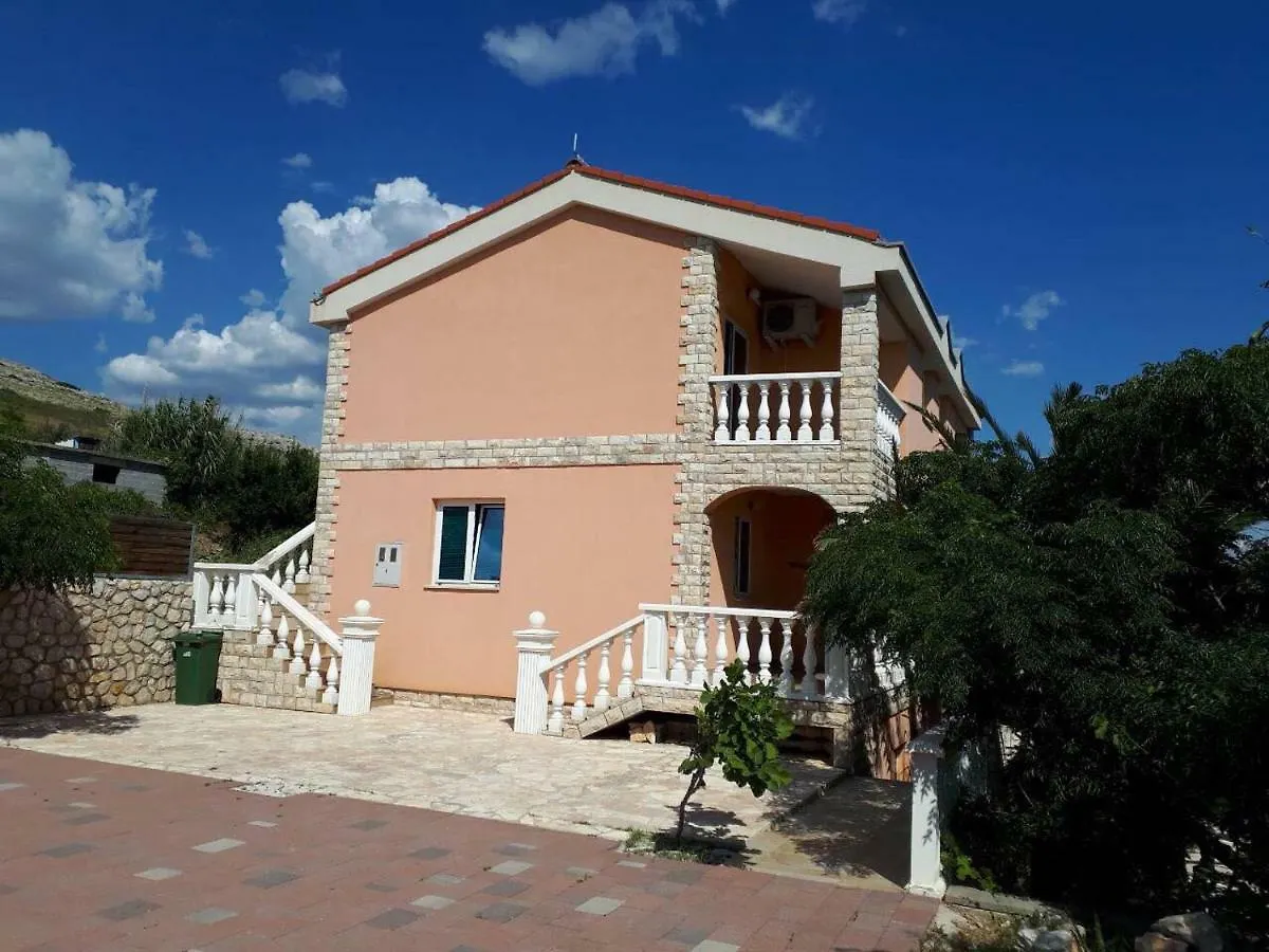 Apartments Horvat On Island Pag Vlasici Croatia