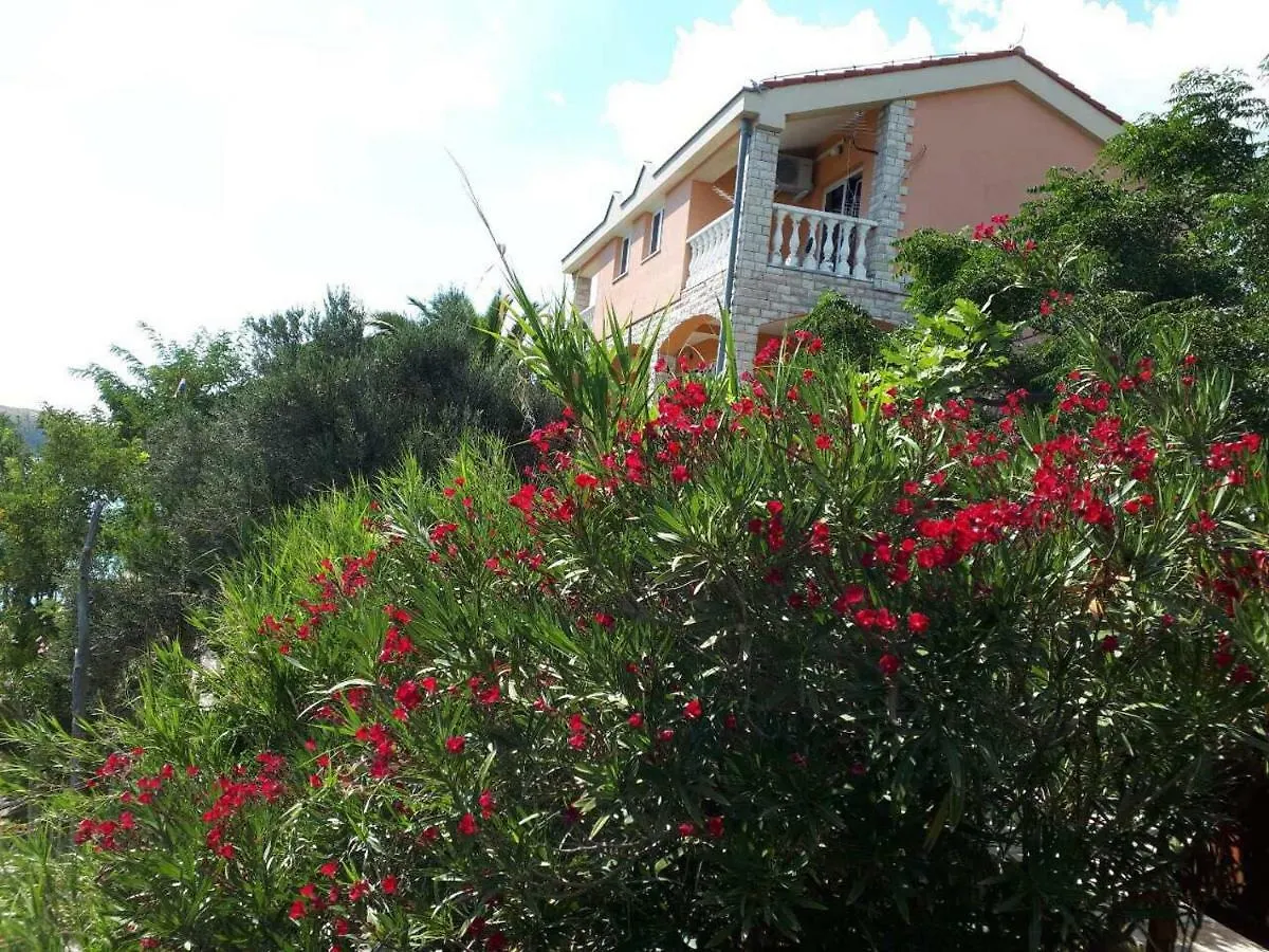 Apartments Horvat On Island Pag Vlasici 0*,