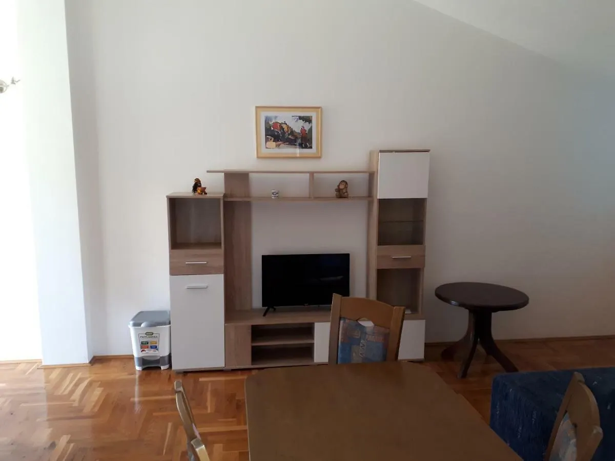 Apartments Horvat On Island Pag Vlasici