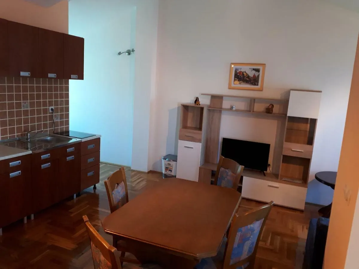Apartments Horvat On Island Pag Vlasici