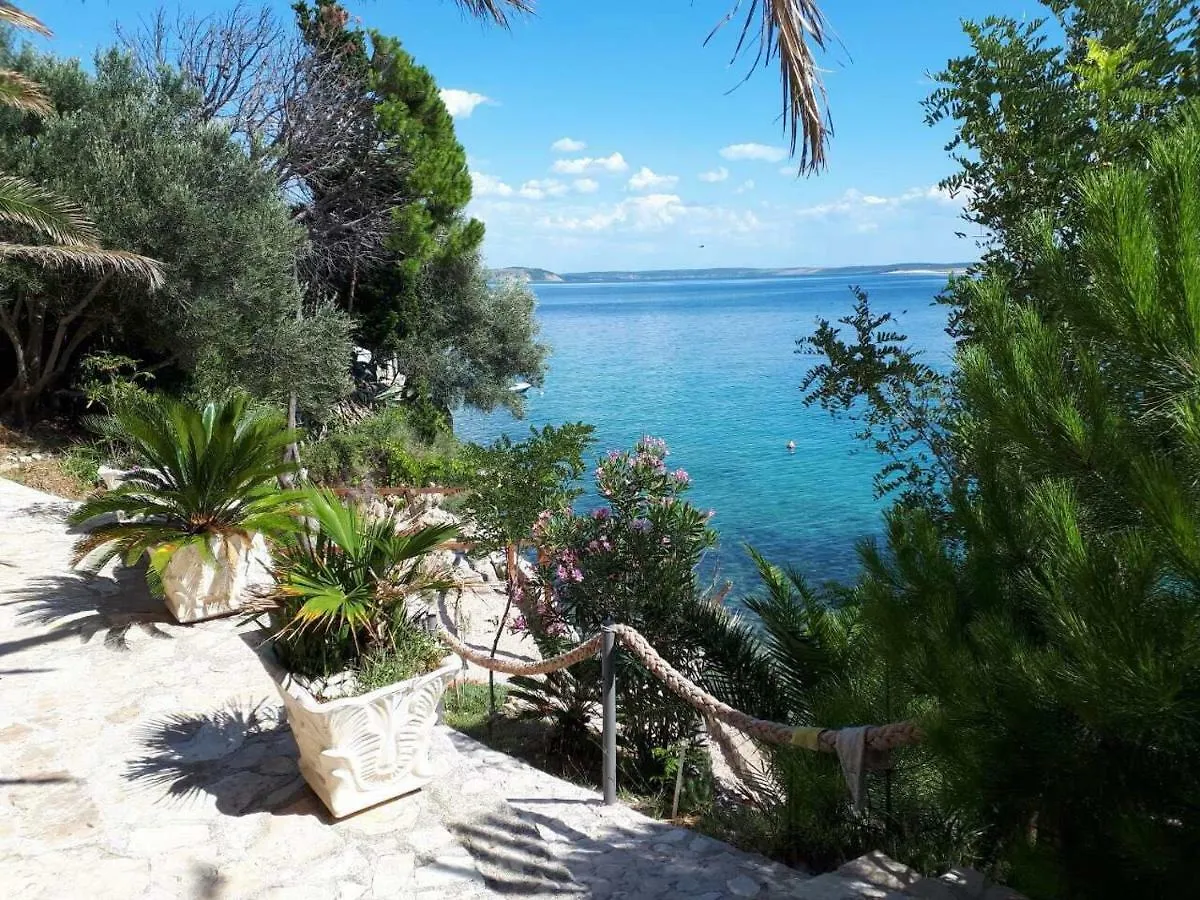 Apartments Horvat On Island Pag Vlasici