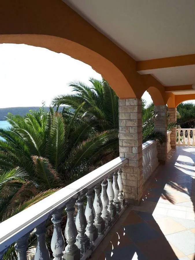 Apartments Horvat On Island Pag Vlasici