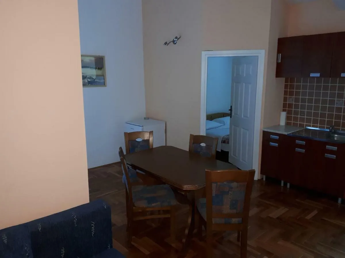 Apartments Horvat On Island Pag Vlasici Croatia